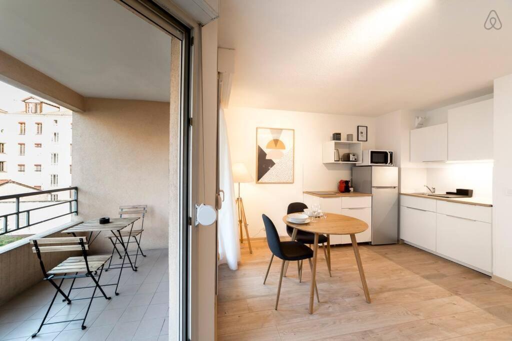 Part-Dieu Cocoon - Quiet - Balcony Ail Lyon Exterior foto